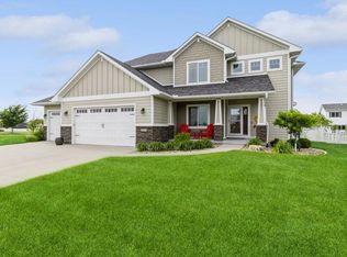 2829 Danbury Rd, Ames, IA 50010