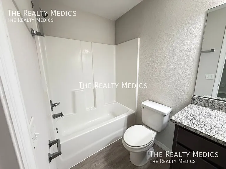 8106 Juniper Rd #3 — Photo 12