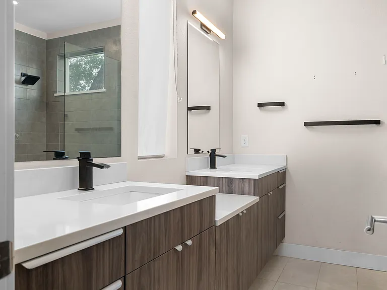 4332 Lipan St — Photo 11