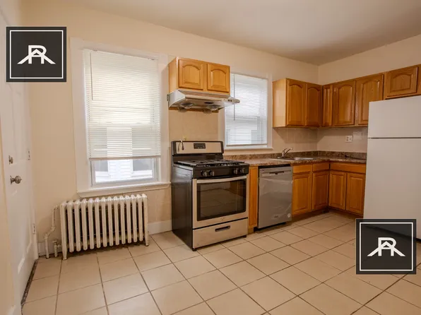 110 Murdock St, Brighton, MA