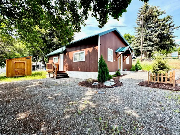 107 Spruce St, Thompson Falls, MT 59873