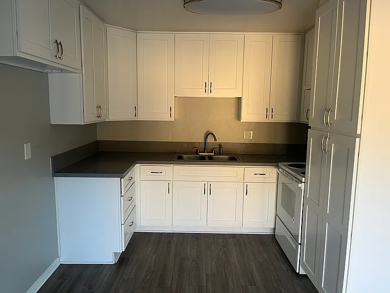 690 W San Jose Ave — Photo 18