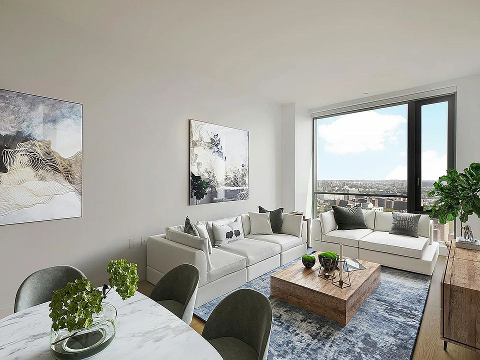 1st image of 10 City Point APT 28N