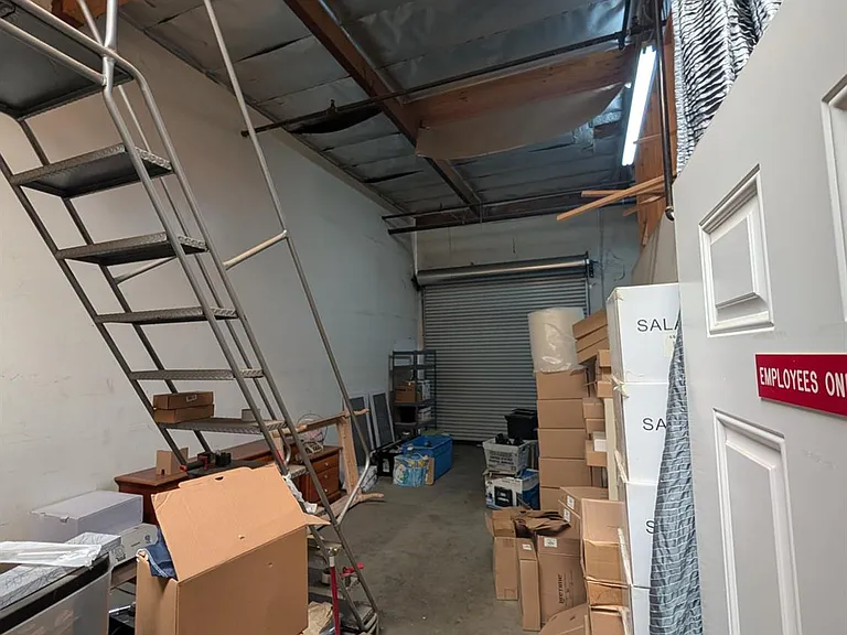 4672 W Jennifer Ave #1 — Photo 8