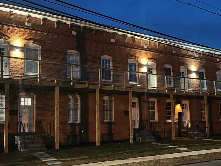 185 Laurel St #1A — Photo 6
