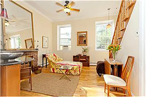 Sold by Brooklyn Bridge | media 10