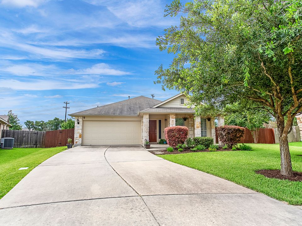 1st image of 11101 Persimmon Gap Dr