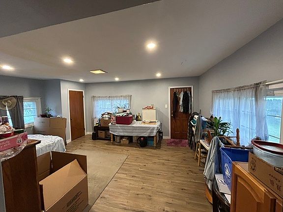 2nd image of 3116 N Wolf Rd