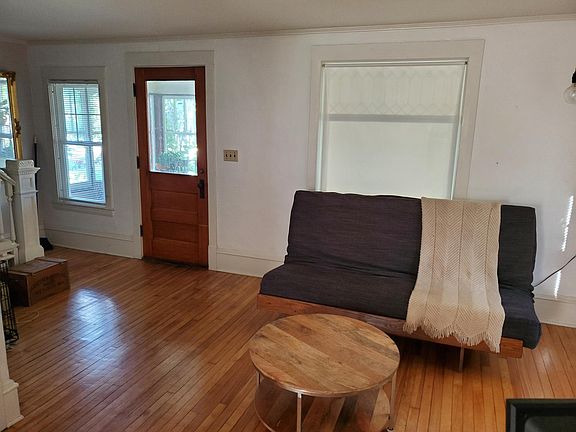 5th image of 3828 Grand Ave S