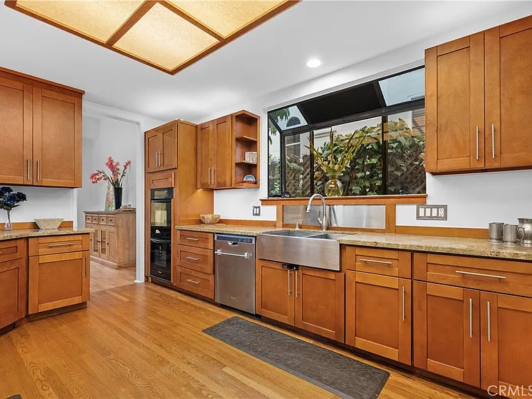 341 S Meadows Ave — Photo 20