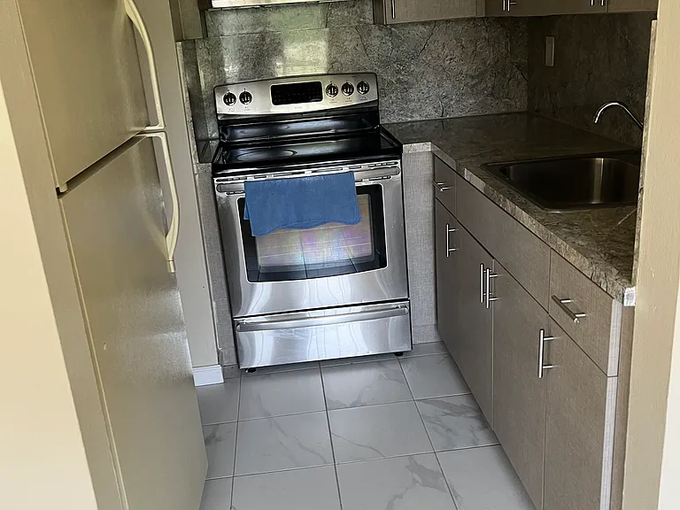 2305 E 4th Ave #202 — Photo 3