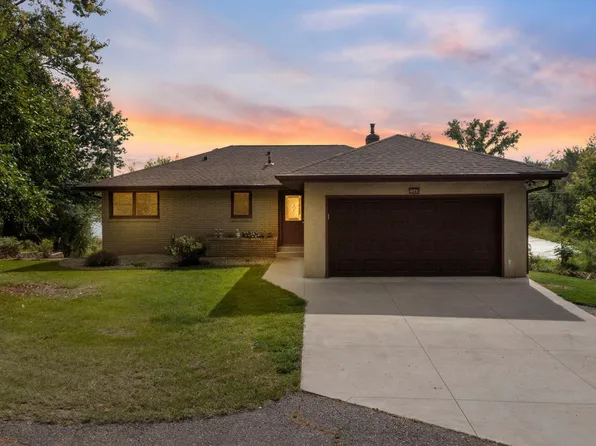 3680 Milton St N, Shoreview, MN 55126