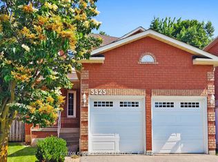 5525 Fleur De Lis Ct, Mississauga, ON L5R2Z6