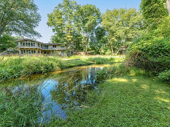 2nd image of 1803 Timberlane Dr