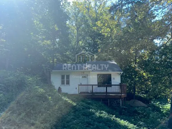 408 Mountain Lodge Rd, Monroe, NY 10950