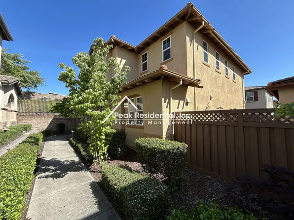 882 Bullion Ln, Folsom, CA 95630