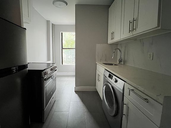 2nd image of 411 E 118th St APT 23