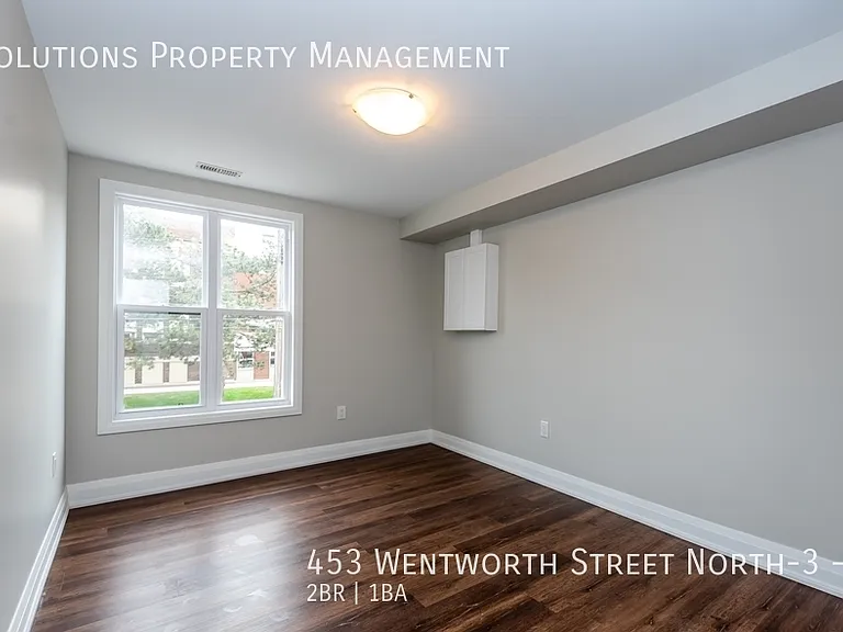 453 Wentworth St N #3 — Photo 20