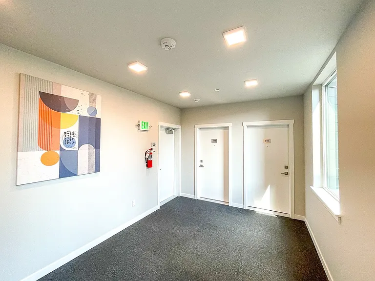 University Flats Apartments — Photo 13