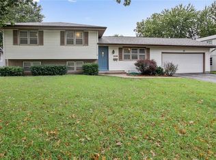 1216 S Maple St, Ottawa, KS 66067