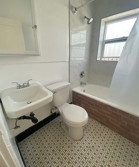 1006 W. 42nd Street — Photo 26