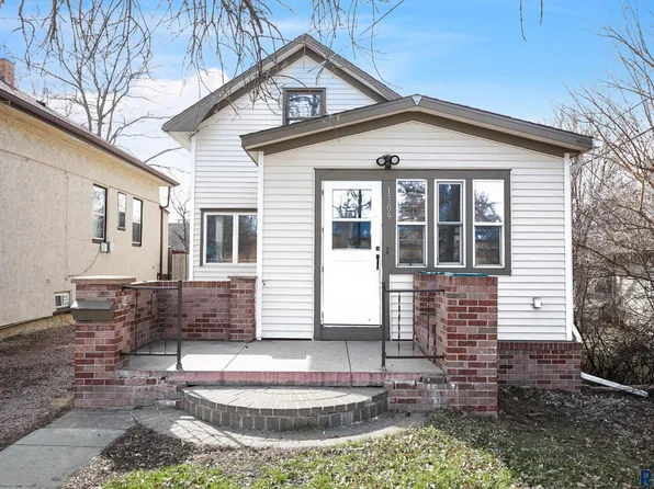 1509 W 9th St, Sioux Falls, SD 57104