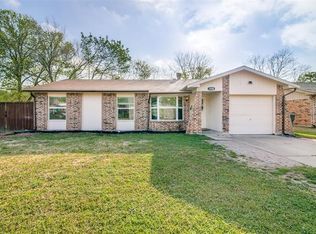 1038 Medio Dr, Garland, TX 75040