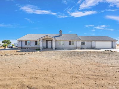 11727 Oxford Rd, Phelan, CA, 92371
