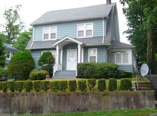 498 Mile Square Rd, Yonkers, NY 10701