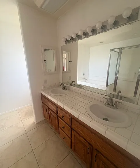 7364 Palomar Ave — Photo 19
