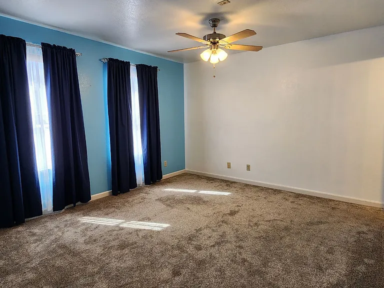 2060 Mesquite Ln #F104 — Photo 5