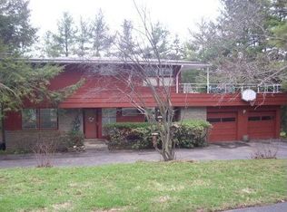 1723 Crestwood Rd, Elmira, NY