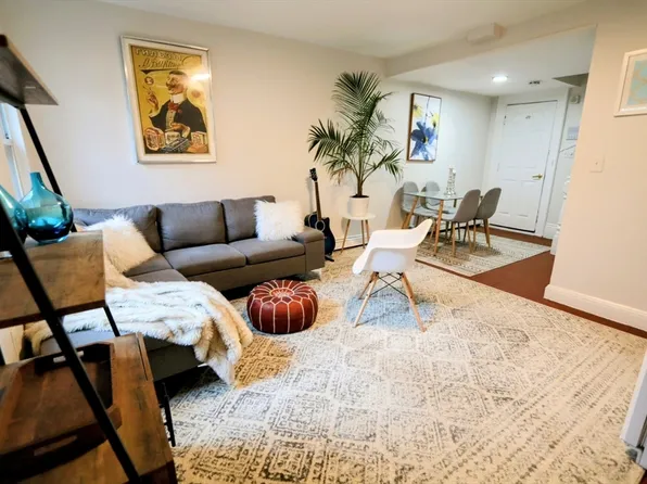 128 Washington Ave, Chelsea, MA 02150