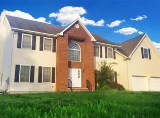 1520 Thomas Ave, North Brunswick, NJ 08902