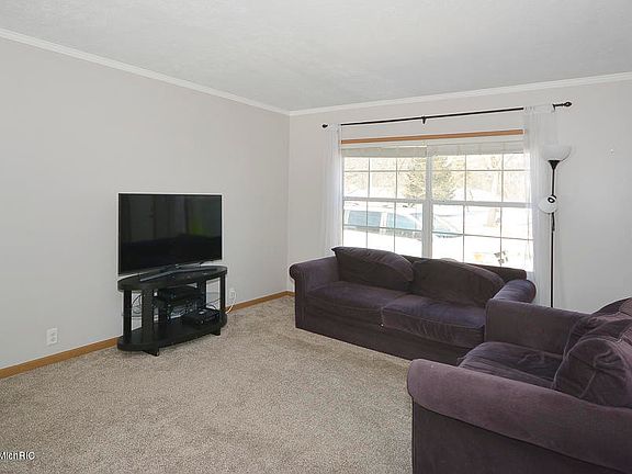 2nd image of 28639 64th Ave