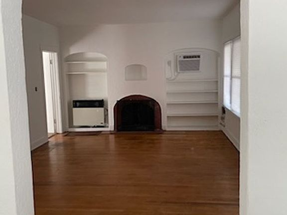 2nd image of 233-241 S San Jacinto Ave