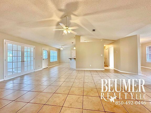 2nd image of 7427 Saint James Pl