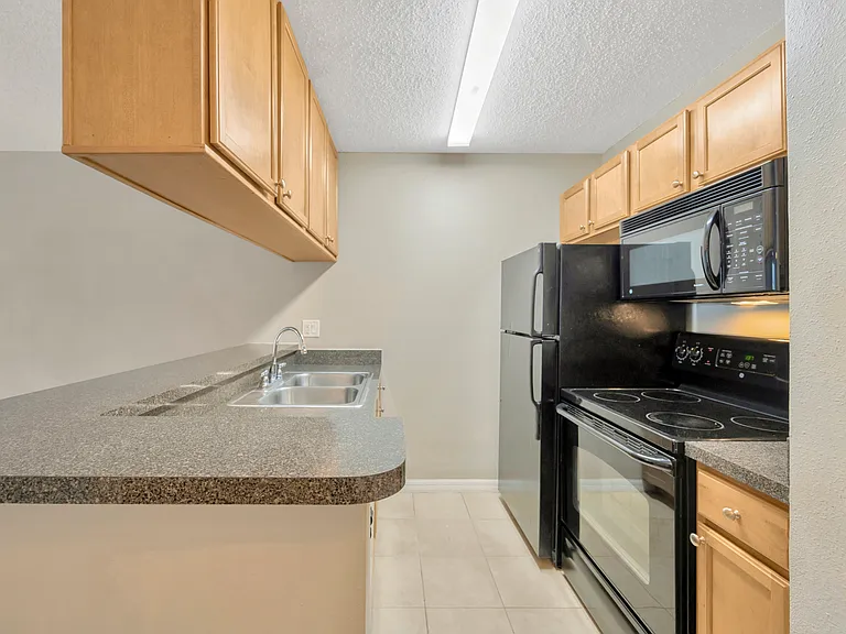 308 Lake Parsons Grn — Photo 10