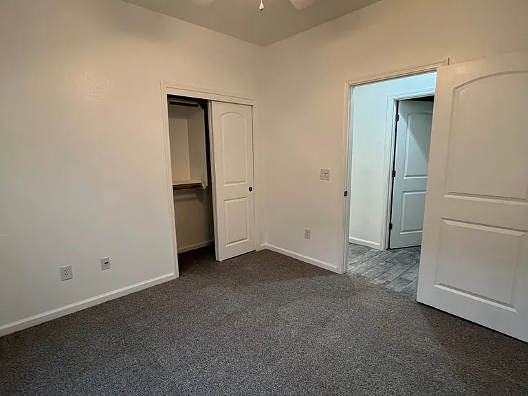 2724 Tecopa Ave — Photo 17