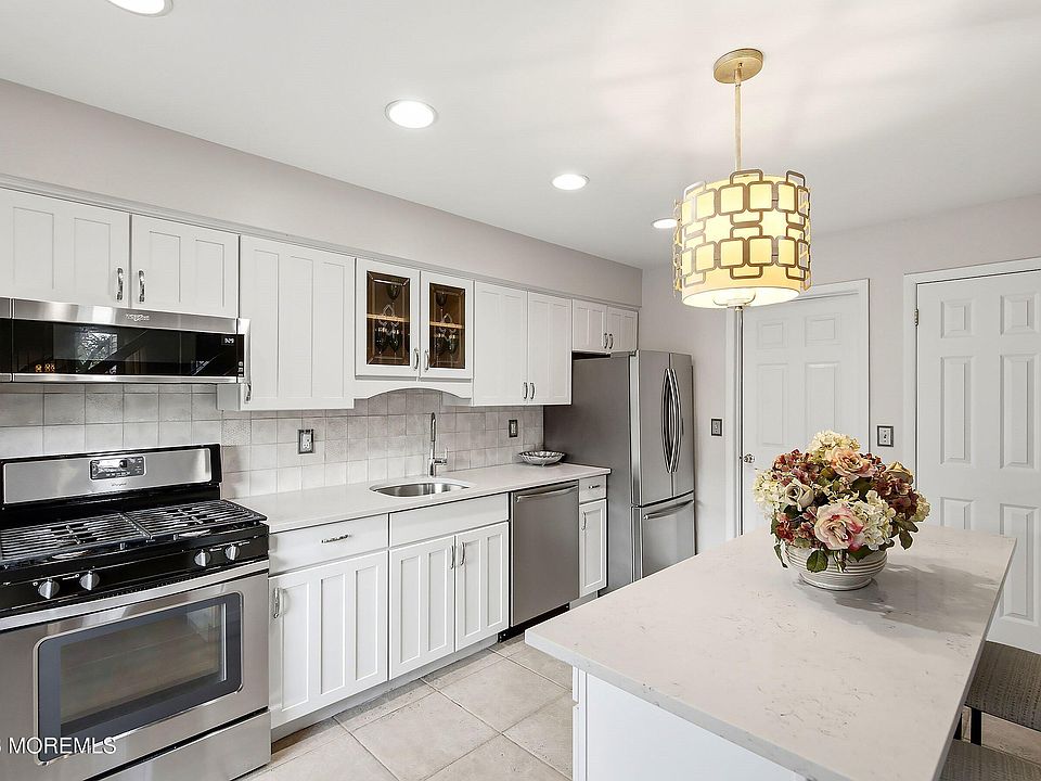 1st image of 90 Cotswold Circle #310