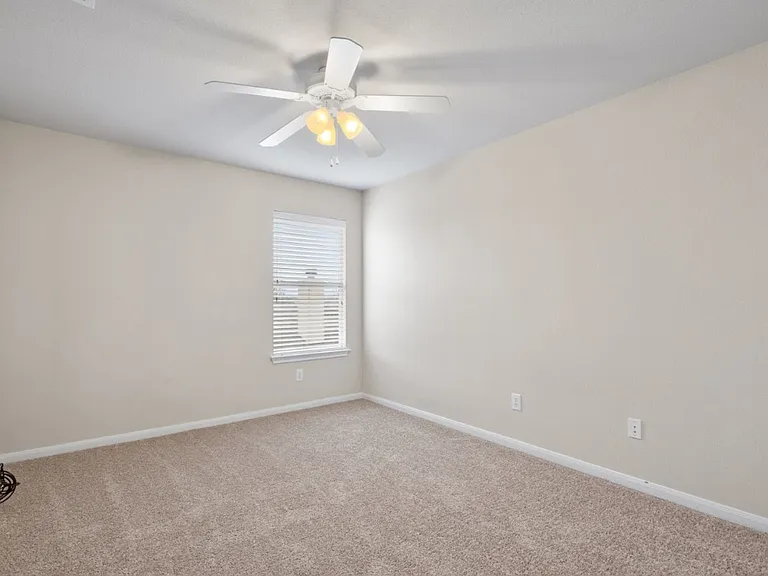 652 Dark Horse Ln — Photo 29