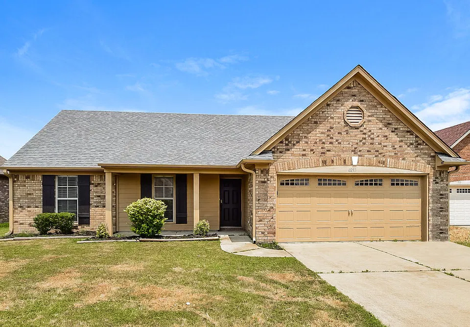 4857 Cantata Dr
