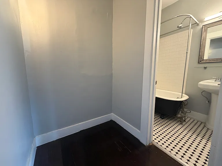 445 E 3rd St #201 — Photo 8