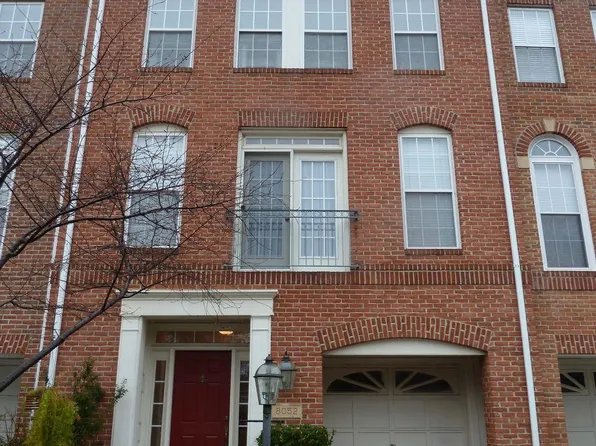 8052 Yarmouth Forest Pl, Vienna, VA 22180