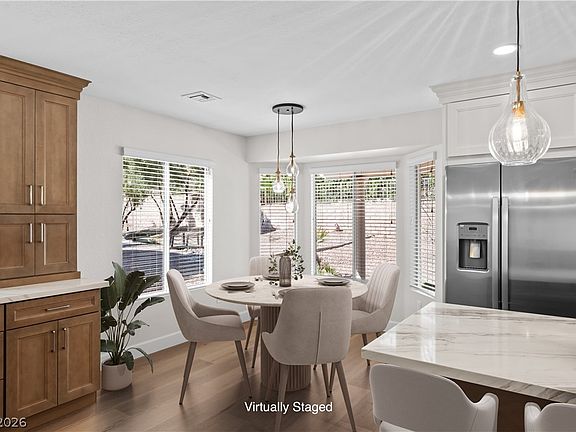 3rd image of 2821 Tumble Brook Dr