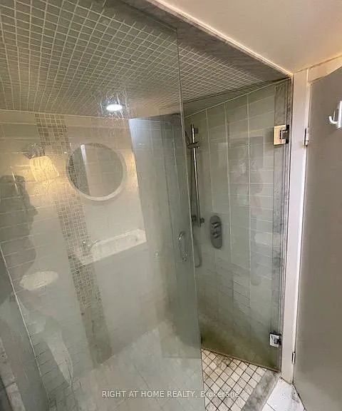 2680 Lake Shore Blvd W — Photo 33