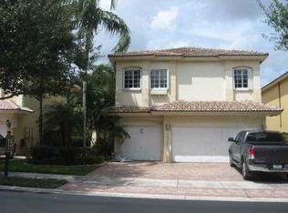 10849 NW 73rd Ter, Doral, FL 33178