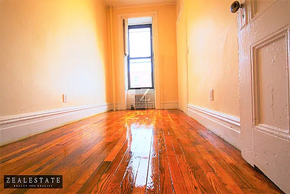 Rented by ZealEstate Group Inc | media 16