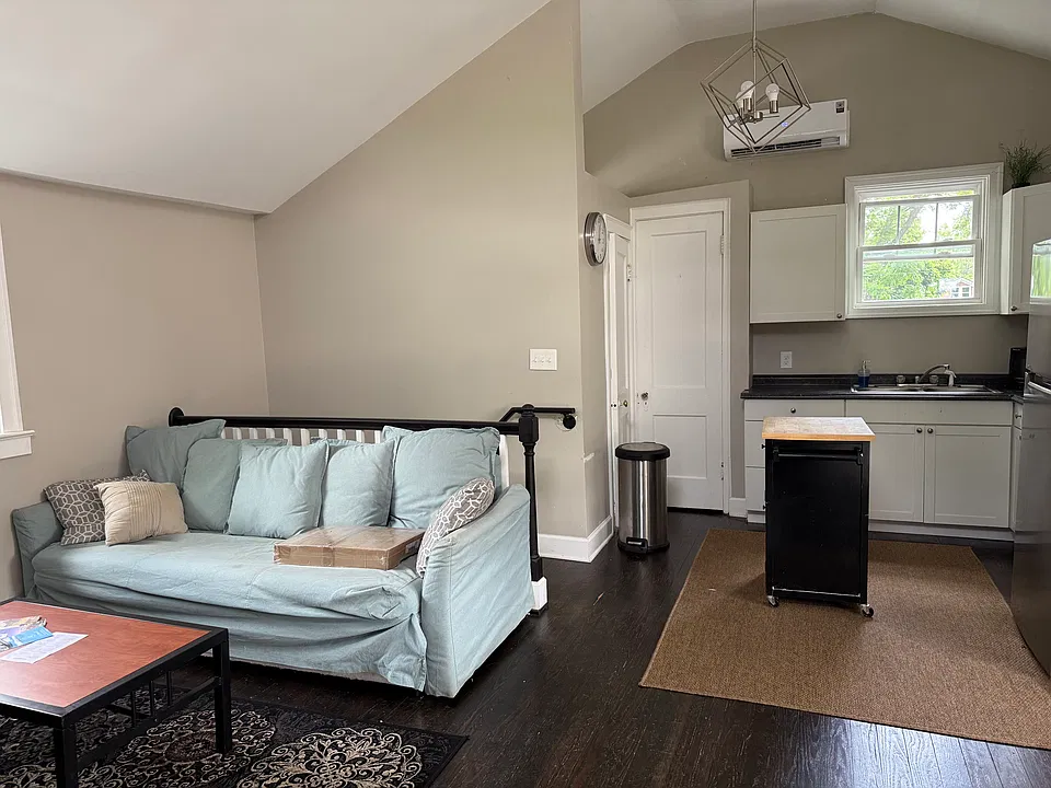 119 Suburban Ct #119