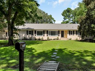 2004 Ridge End Rd, Virginia Beach, VA 23454